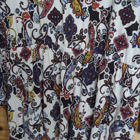 Lane Bryant Womens Top 22/24 Multicolor Paisley Print Blouse Tie Waist - Picture 4 of 9